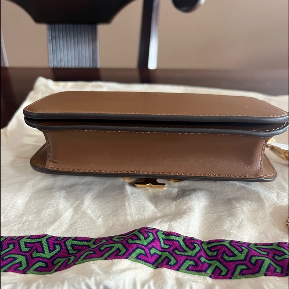 Tory Burch Eleanor phone crossbody in Moose NEW - Picture 9 of 13